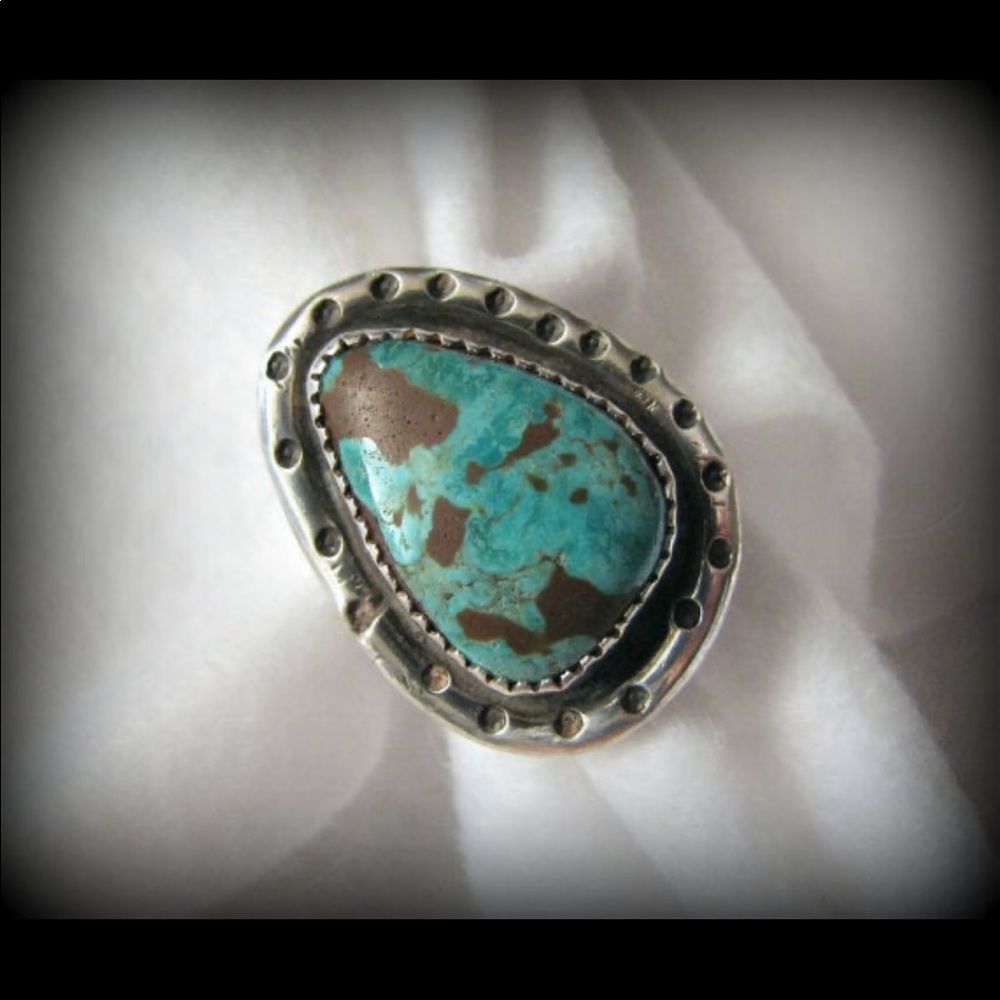 Vintage sterling NAVAJO/SOUTHWESTERN blue diamond turquoise ring